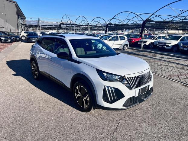 PEUGEOT 2008 PureTech 130 S&S EAT8 Allure