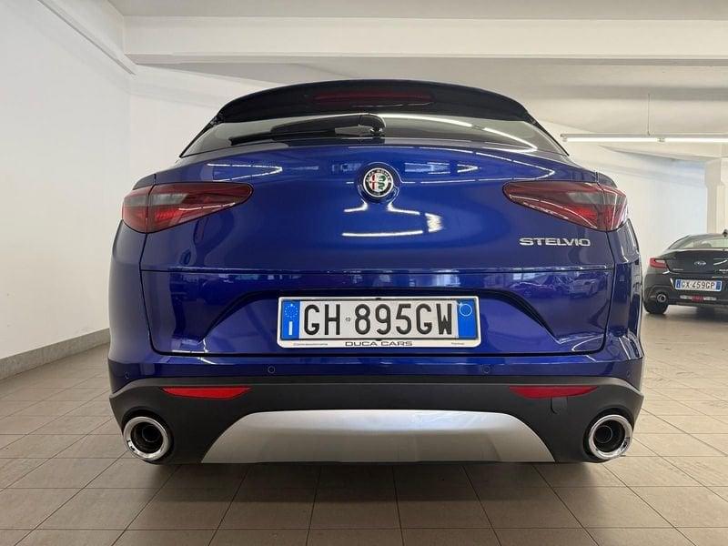 Alfa Romeo Stelvio 2.2 diesel 160CV AT8 RWD anche a 332€