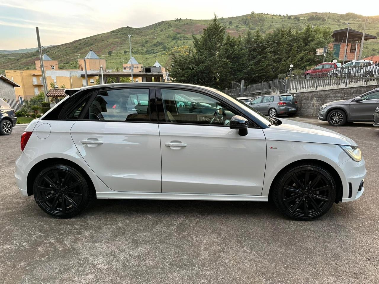 Audi A1 1.6 TDI S line edition