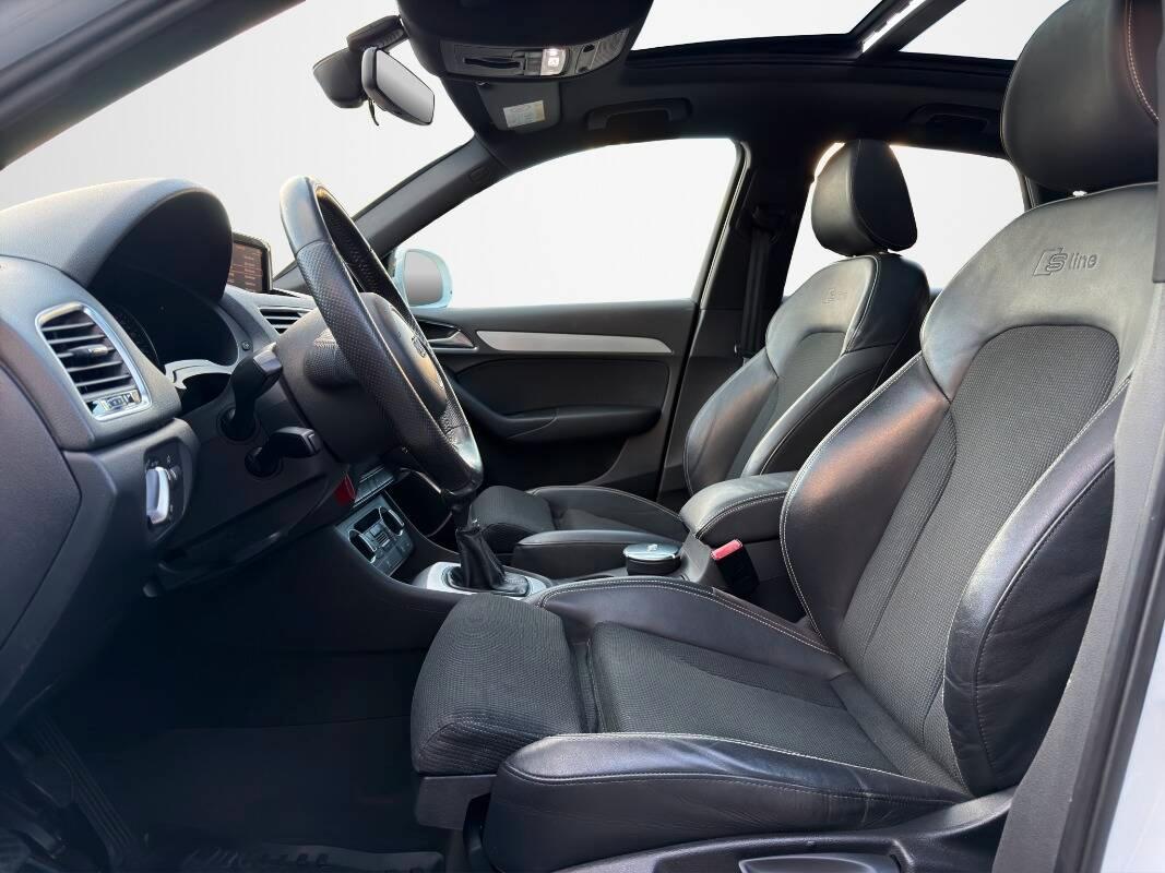 Audi Q3 2.0 tdi 150cv S line Tetto Bose Matrix