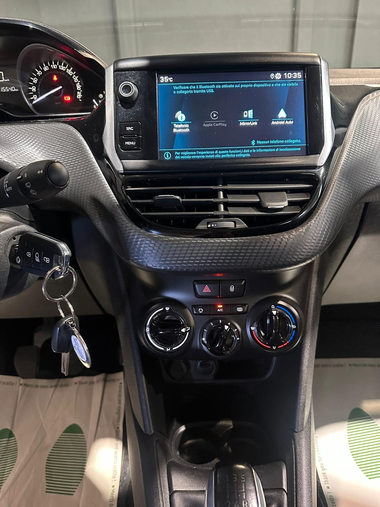 Peugeot 208 PureTech 82 S&S 5P Signature