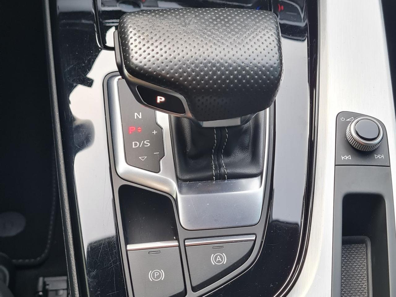 Audi A5 3.0 45 TDI Sport Attitude #9638