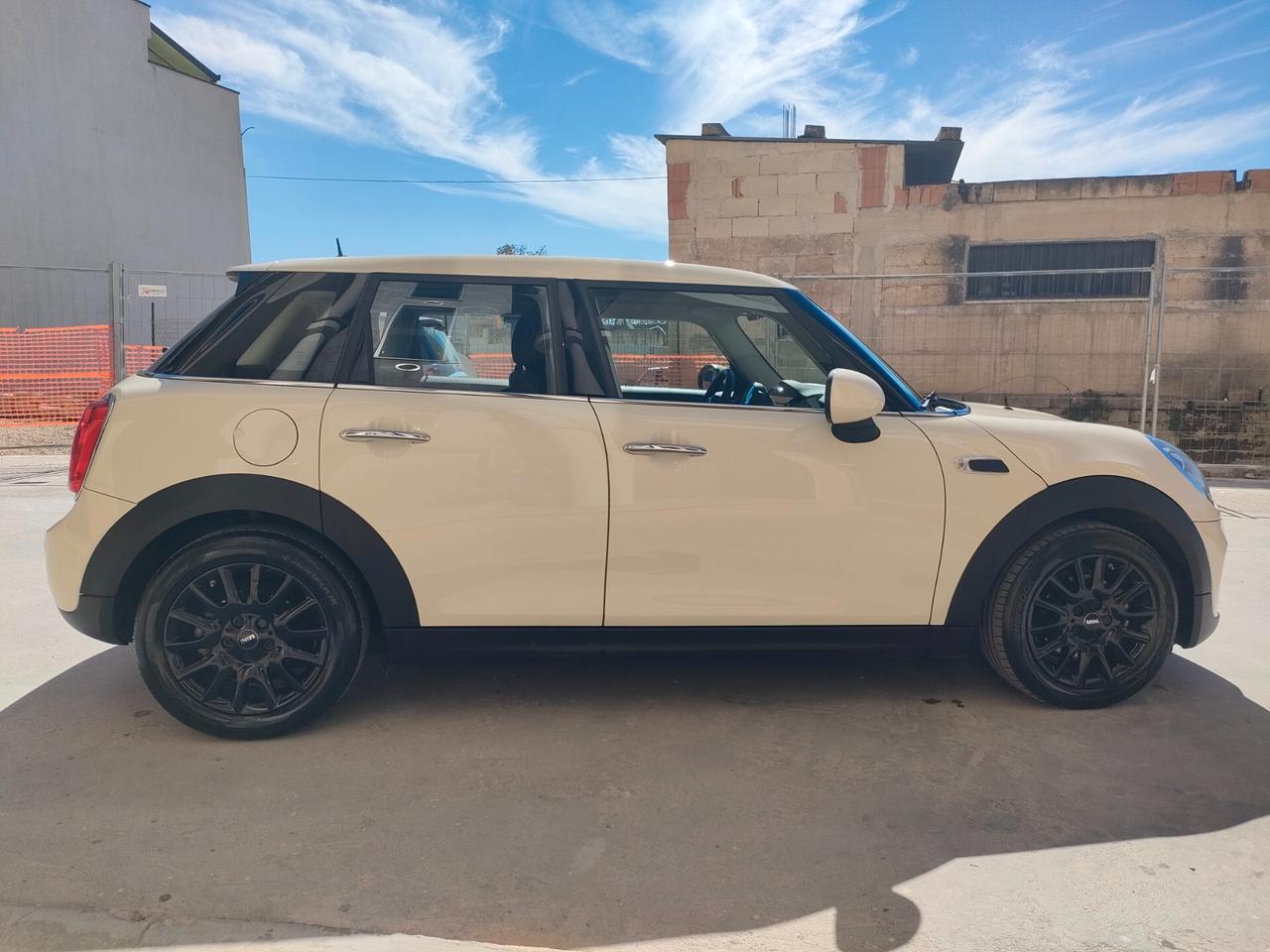 MINI Mini 1.5 One D HYPE 5p - FULL-LED