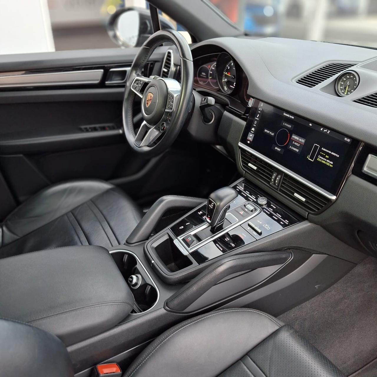 PORSCHE CAYENNE COUPE' 3.0 V6 E-Hybrid