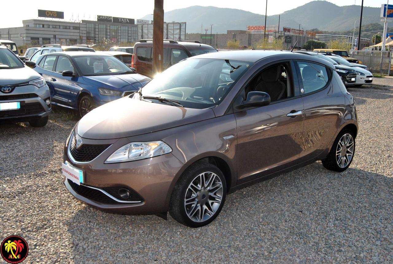 Lancia Ypsilon 1.2 69 CV 5 porte GPL Ecochic Elle