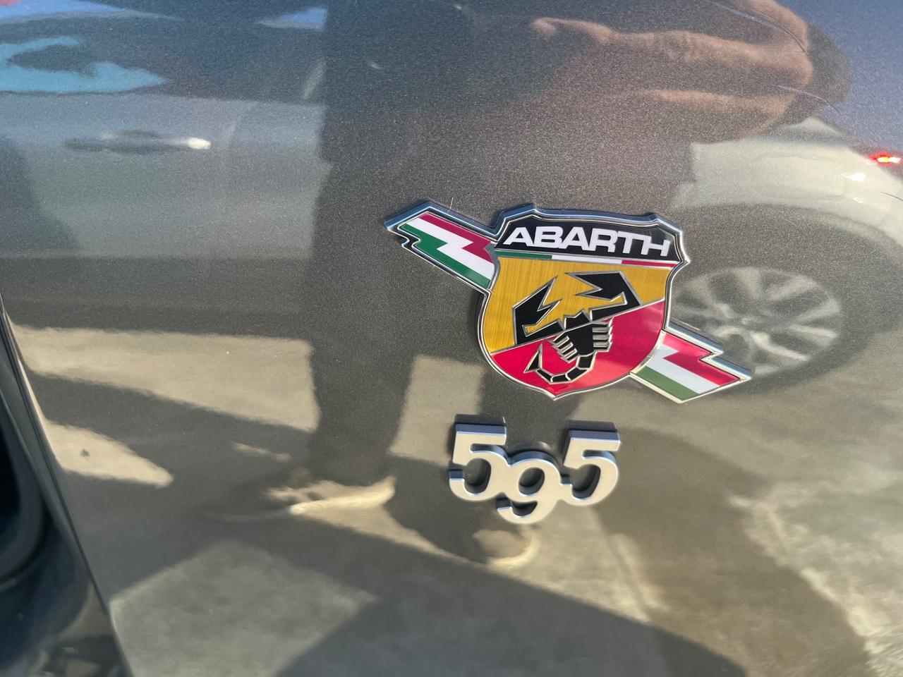 Abarth 595 1.4 Turbo T-Jet 165 CV Turismo