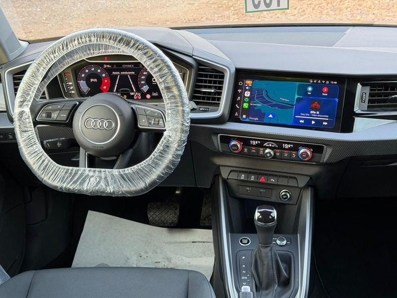 Audi A1 A1 Sportback 30 1.0 tfsi Identity Black S-LINE s-tronic BICOLORE