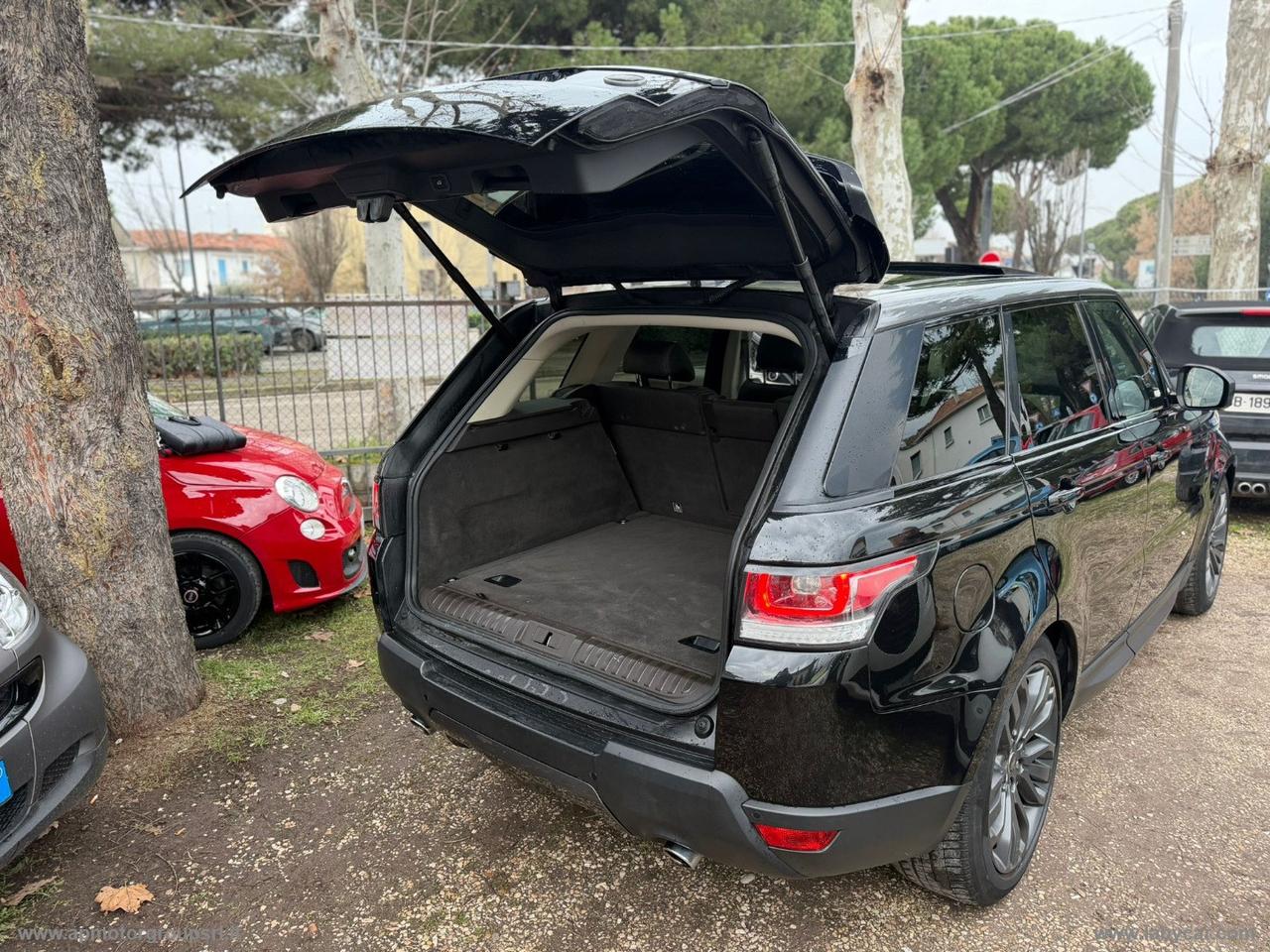 LAND ROVER Range Rover Sport 3.0 TDV6 HSE Dynamic