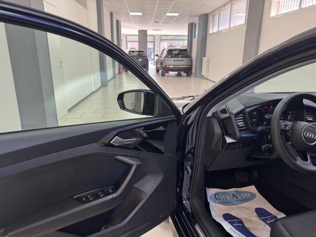 AUDI A1 30 TFSI S tronic Identity Black