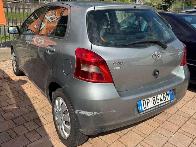 Toyota Yaris Yaris II 2005 5p 1.3 Sol m-mt