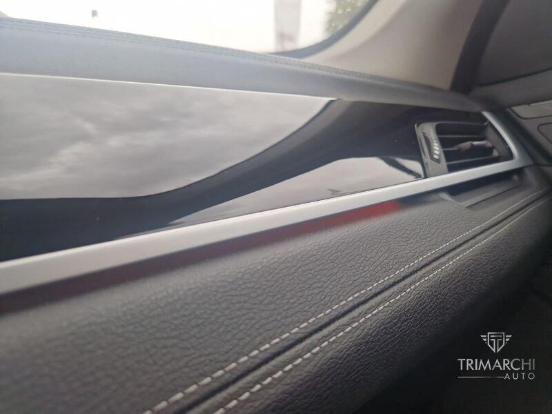 BMW X1 X1 sDrive18d xLine