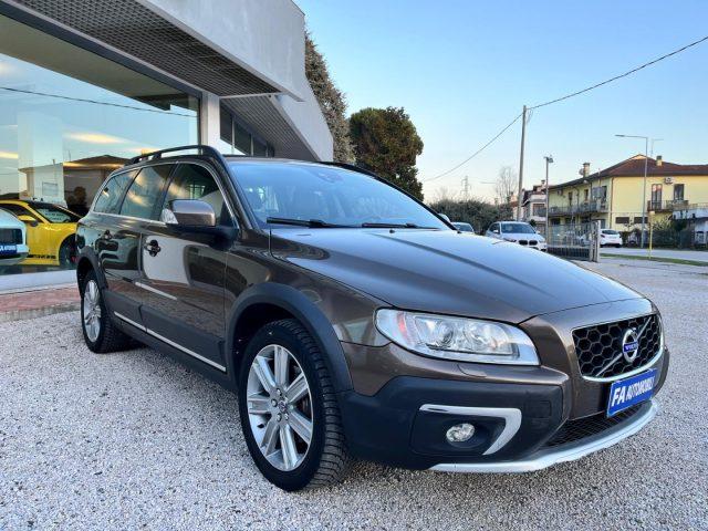 VOLVO XC70 D4 AWD Geartronic Summum