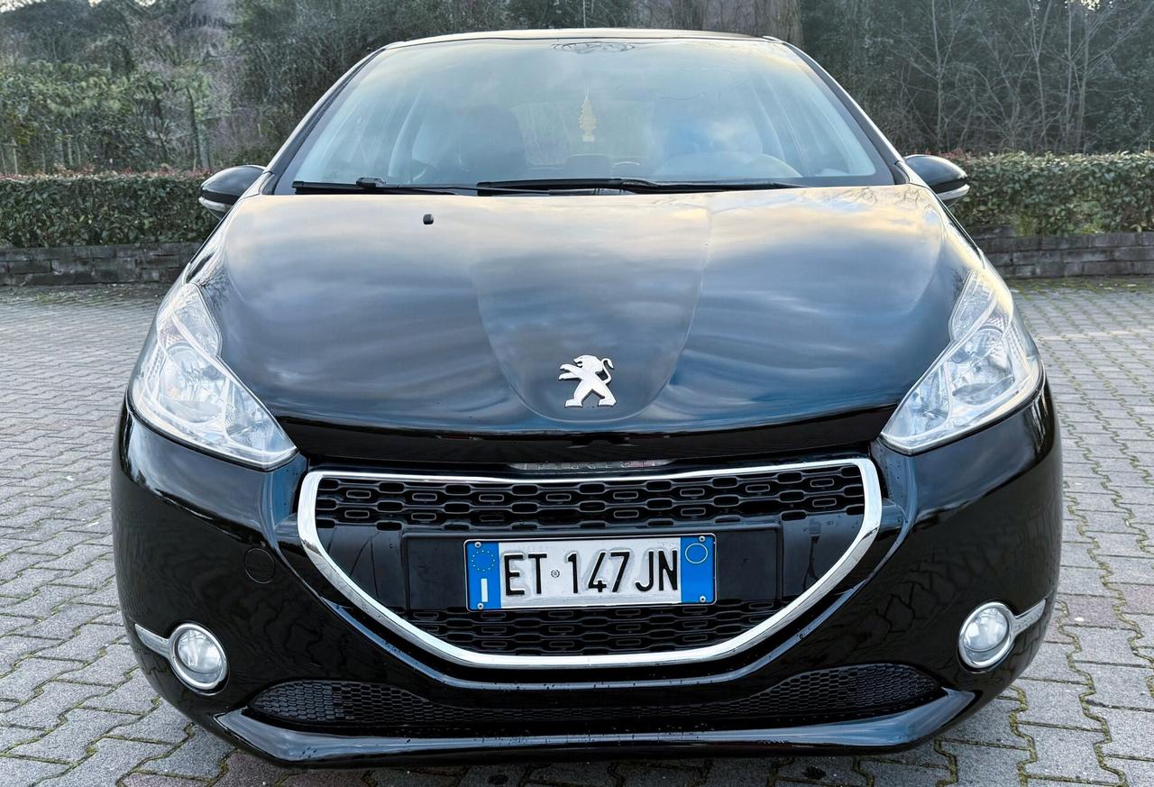 Peugeot 208 1.4 HDi 68 CV 3 porte Allure