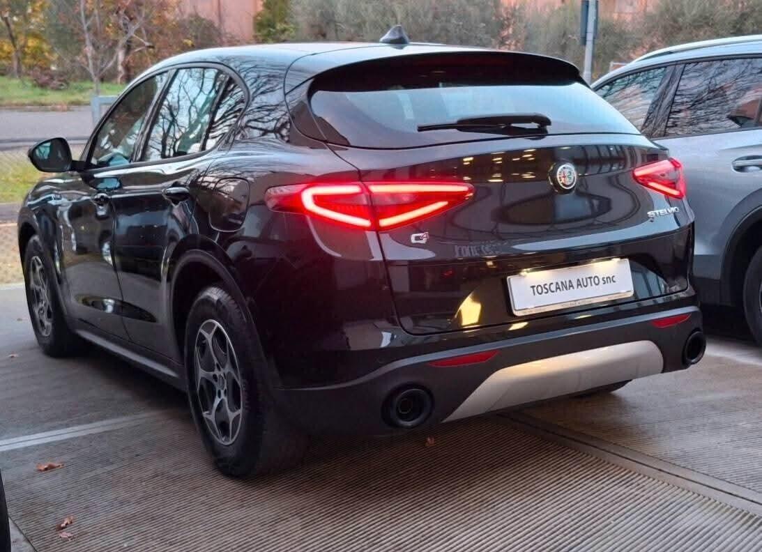 Alfa Stelvio 2.2diesel 190 CV AT8 Q4 unico proprietario