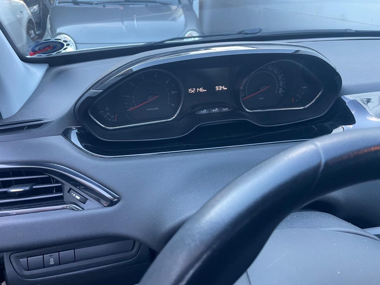 Peugeot 208 1.2 VTi 82 CV 3 porte Active