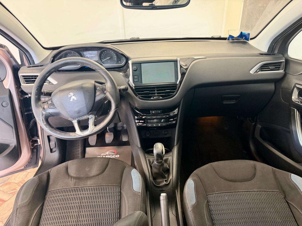 Peugeot 208 1.4 HDi 68 CV 5 porte Allure