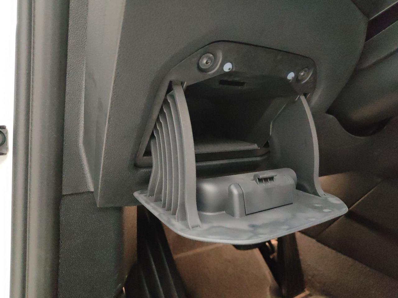 BMW Serie 1 F40 1.5 136CV ADVANTAGE BUSINESS AUTO