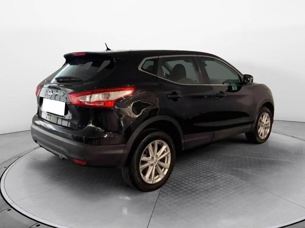 Nissan Qashqai 1.6 dCi Visia 4WD