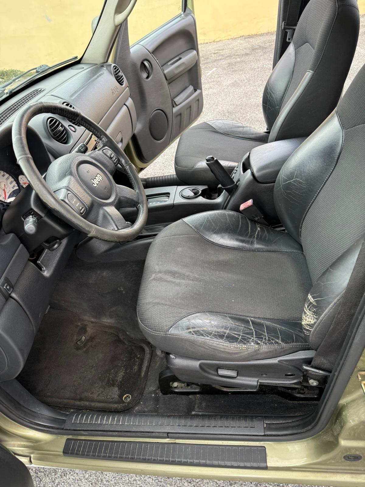 Jeep Cherokee 2.8 CRD Sport