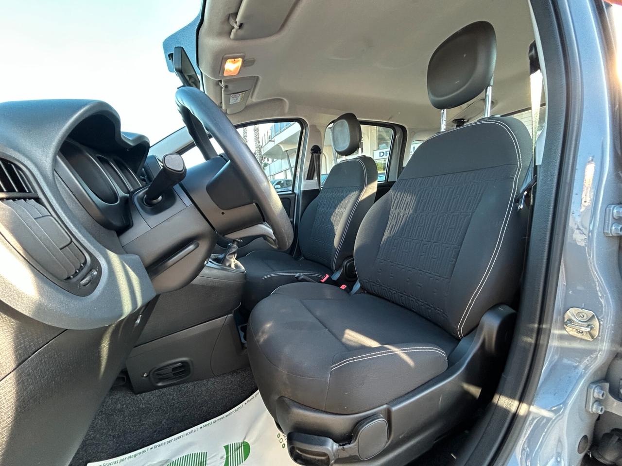 Fiat Panda 1.0 firefly hybrid