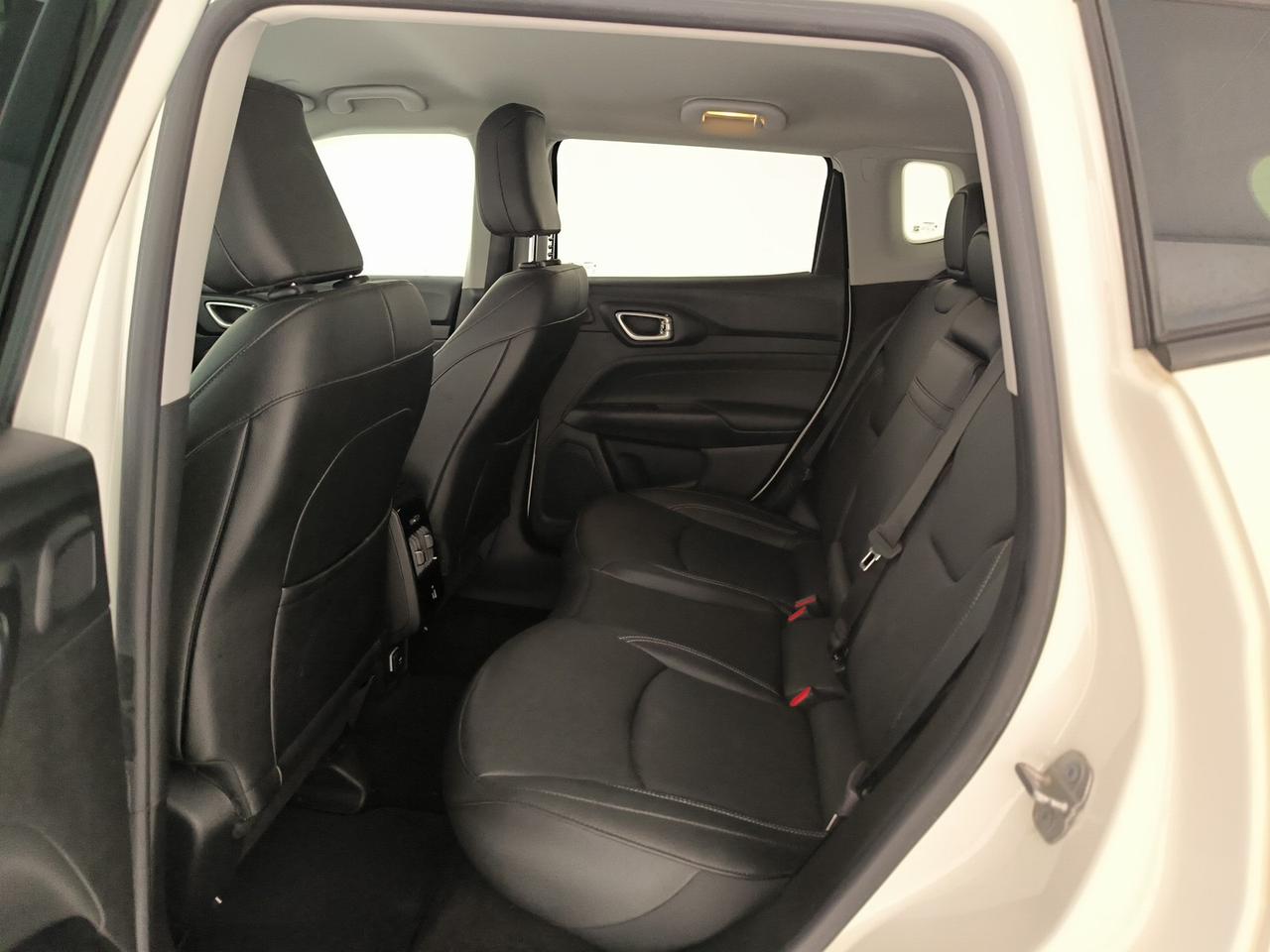 Jeep Compass 1.5 turbo t4 mhev night eagle 2wd 130cv dct