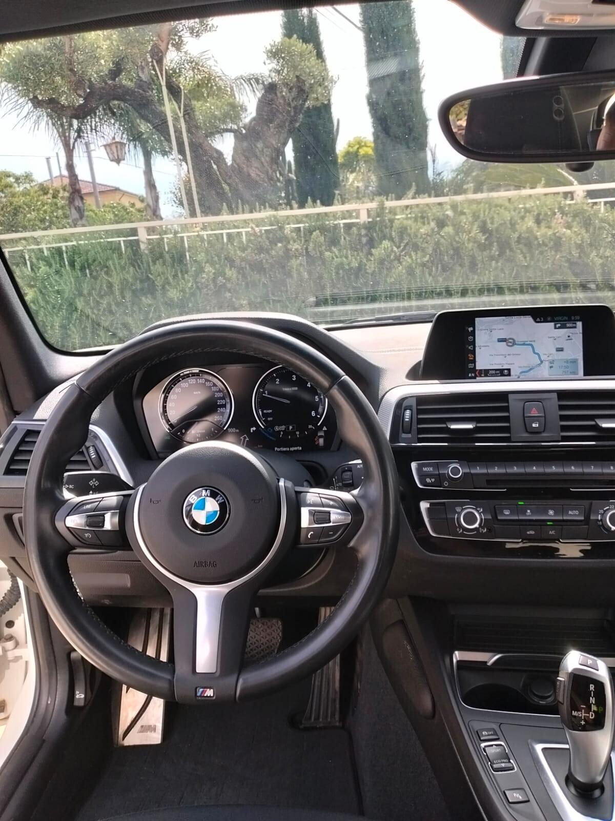 Bmw 118 118d 5p. Msport
