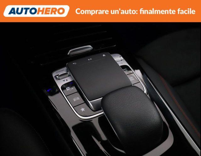 MERCEDES-BENZ A 200 Automatic Premium