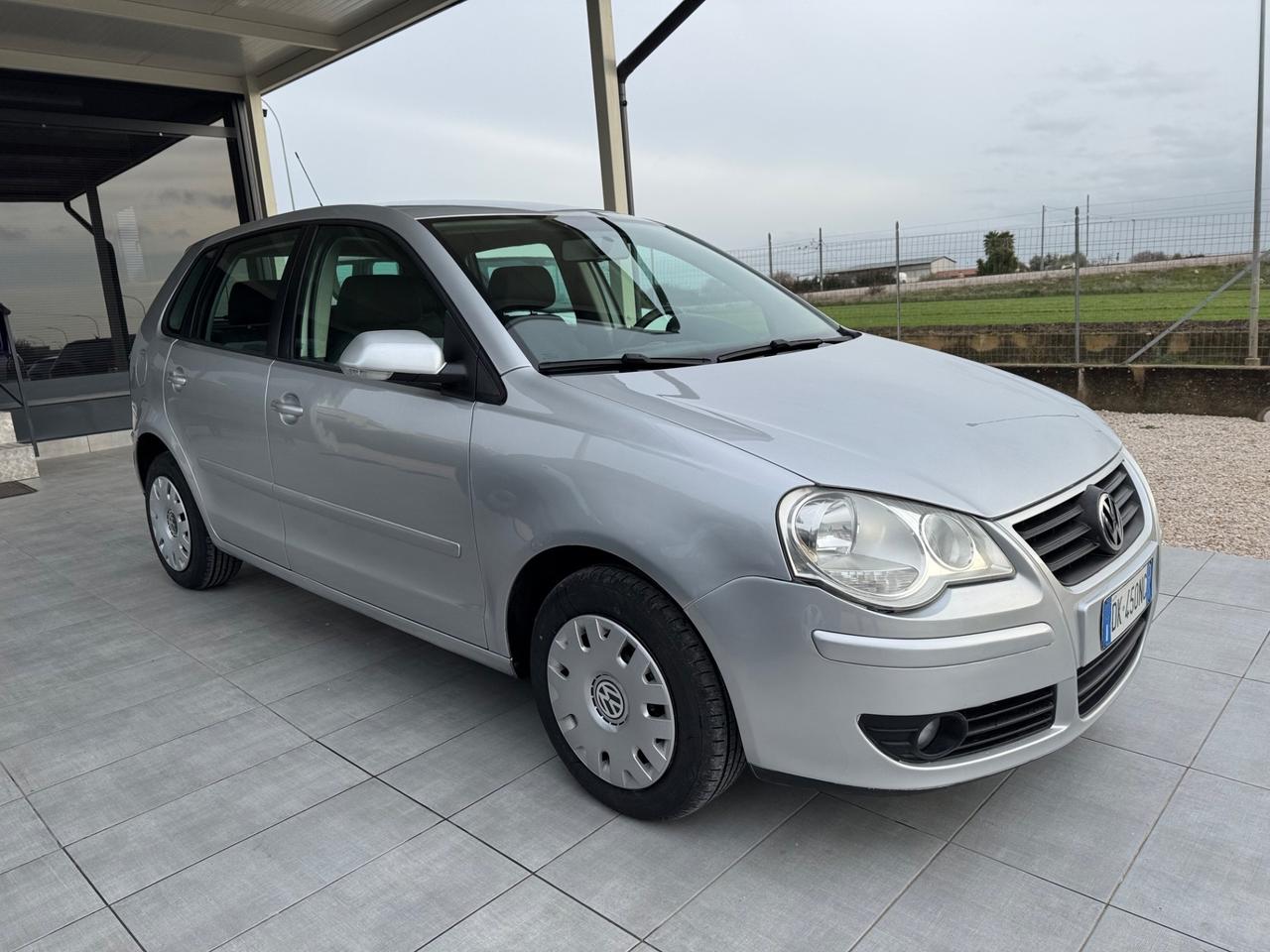 Volkswagen Polo 1.2/70CV 12V 5p. Trendline