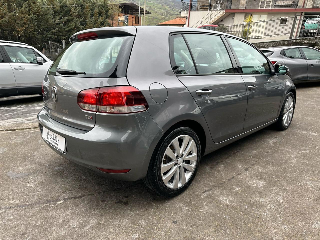 Volkswagen Golf 1.6 TDI DPF 5p. Highline