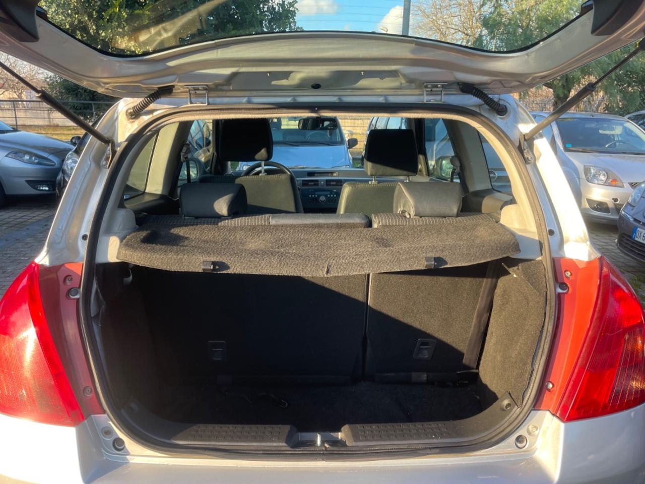 Suzuki Swift 1.3 3p. GL km 132.000