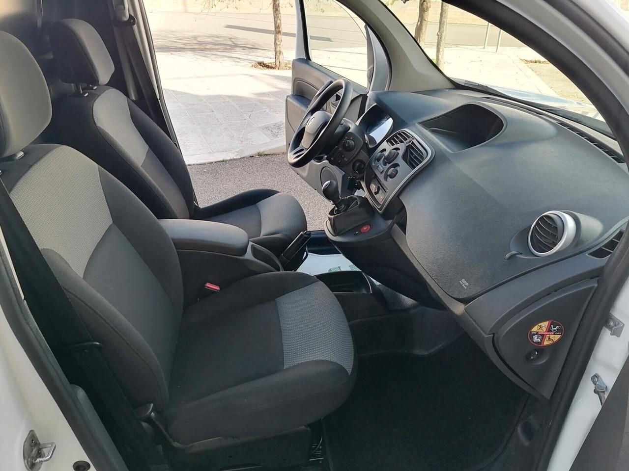 Renault Kangoo MAXI 1.5 dci 110cv 2019 FULL OPTIONAL