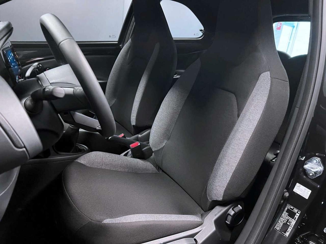 TOYOTA AYGO X 1.0 VVT-I 72 CV ACTIVE KM0