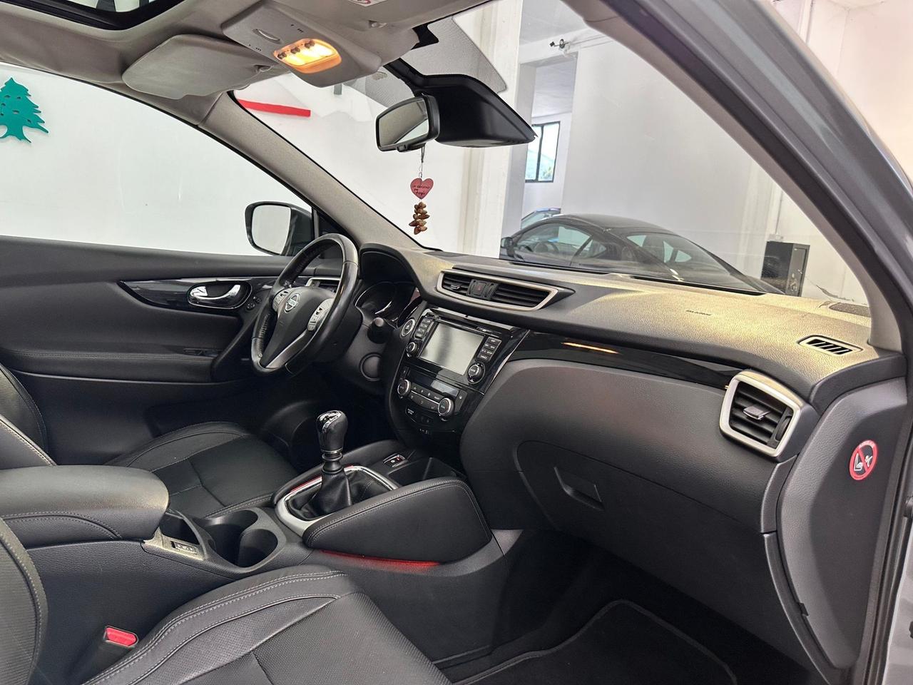 Nissan Qashqai 1.6 dCi DPF Visia 2wd