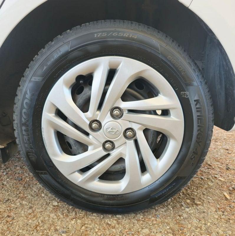 Hyundai i10 1.0 MPI Tech