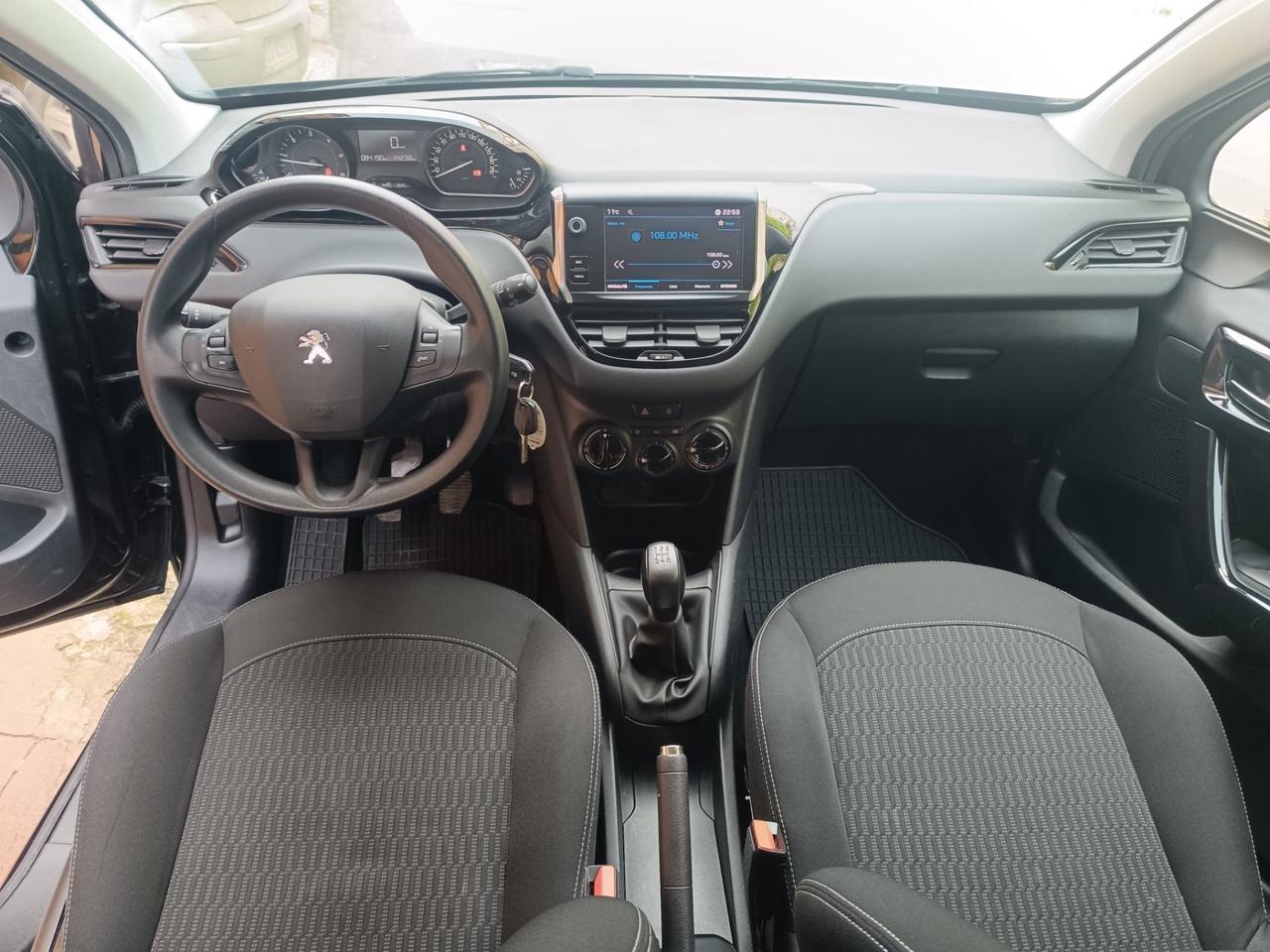 Peugeot 208 BlueHDi 100 5 porte Allure