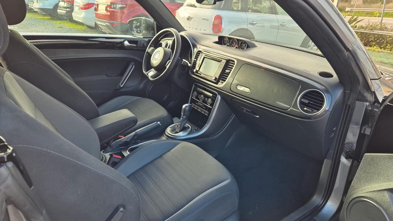 Volkswagen Maggiolino Cabrio 2.0 TDI DSG 150 CV Sport BlueMot. Tech.