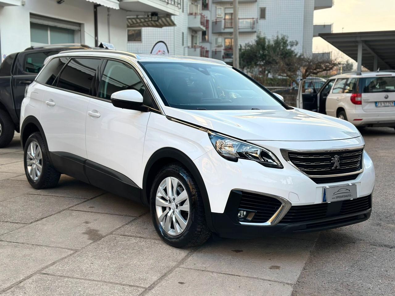 Peugeot 5008 BlueHDi 130 S&S Business