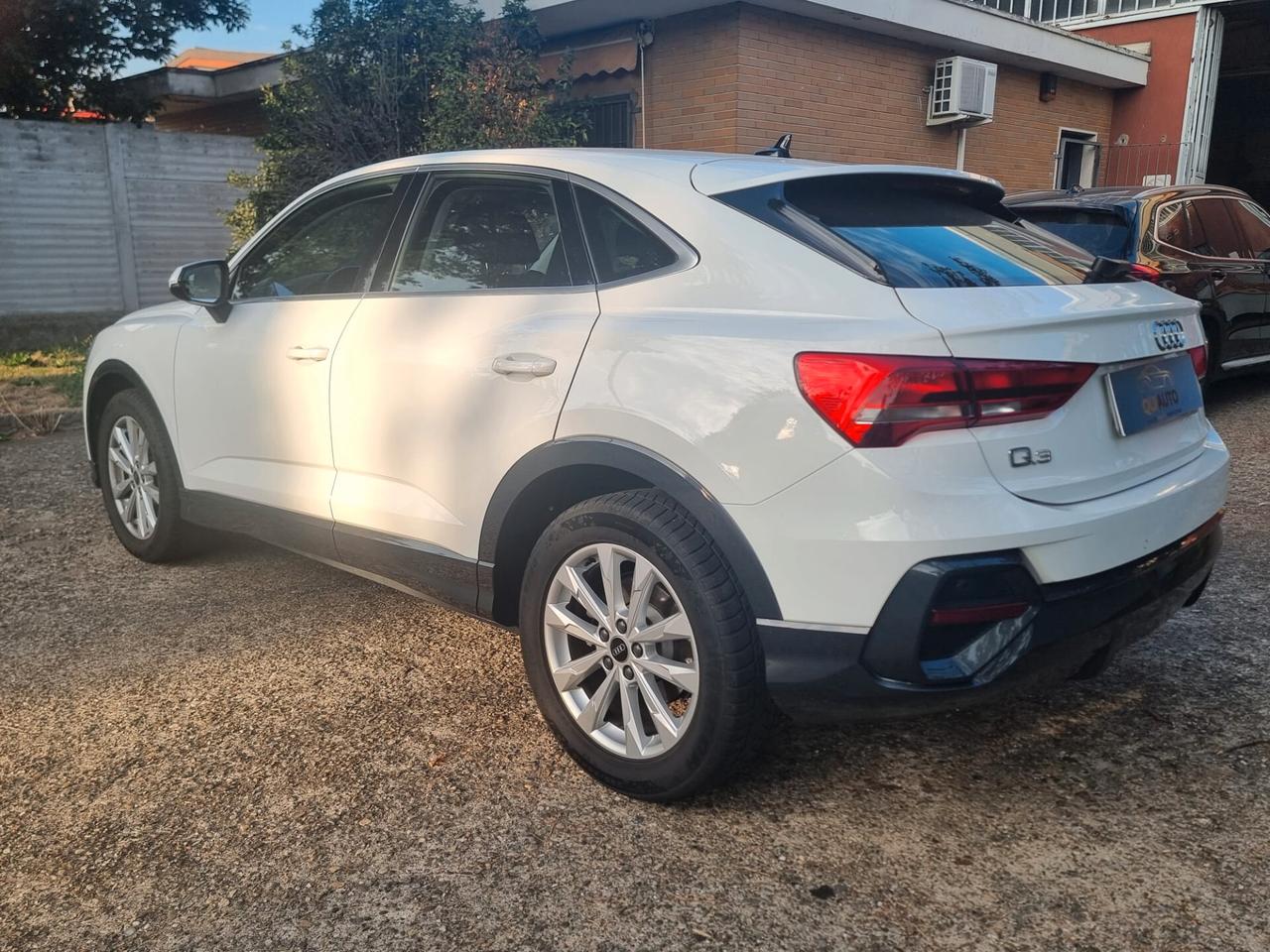 Audi Q3 SPB 35 TFSI S tronic Business Plus