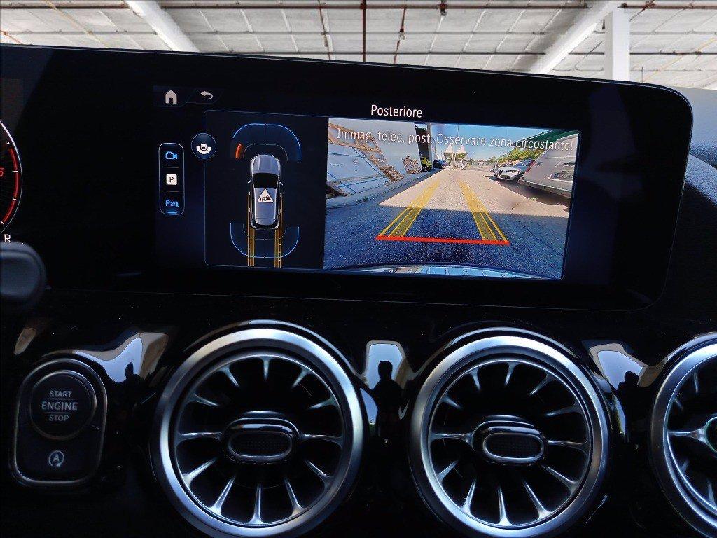 MERCEDES GLA 200 d Executive auto del 2024