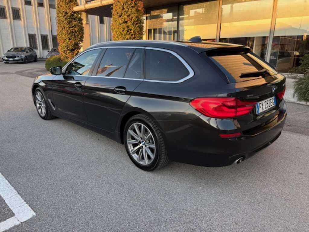 BMW Serie 5 Touring 530 d Luxury xDrive Steptronic