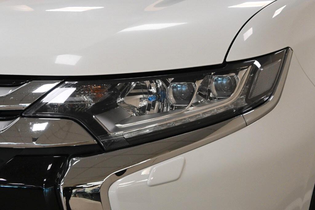 MITSUBISHI Outlander 3ª serie Outlander 2.2 DI...