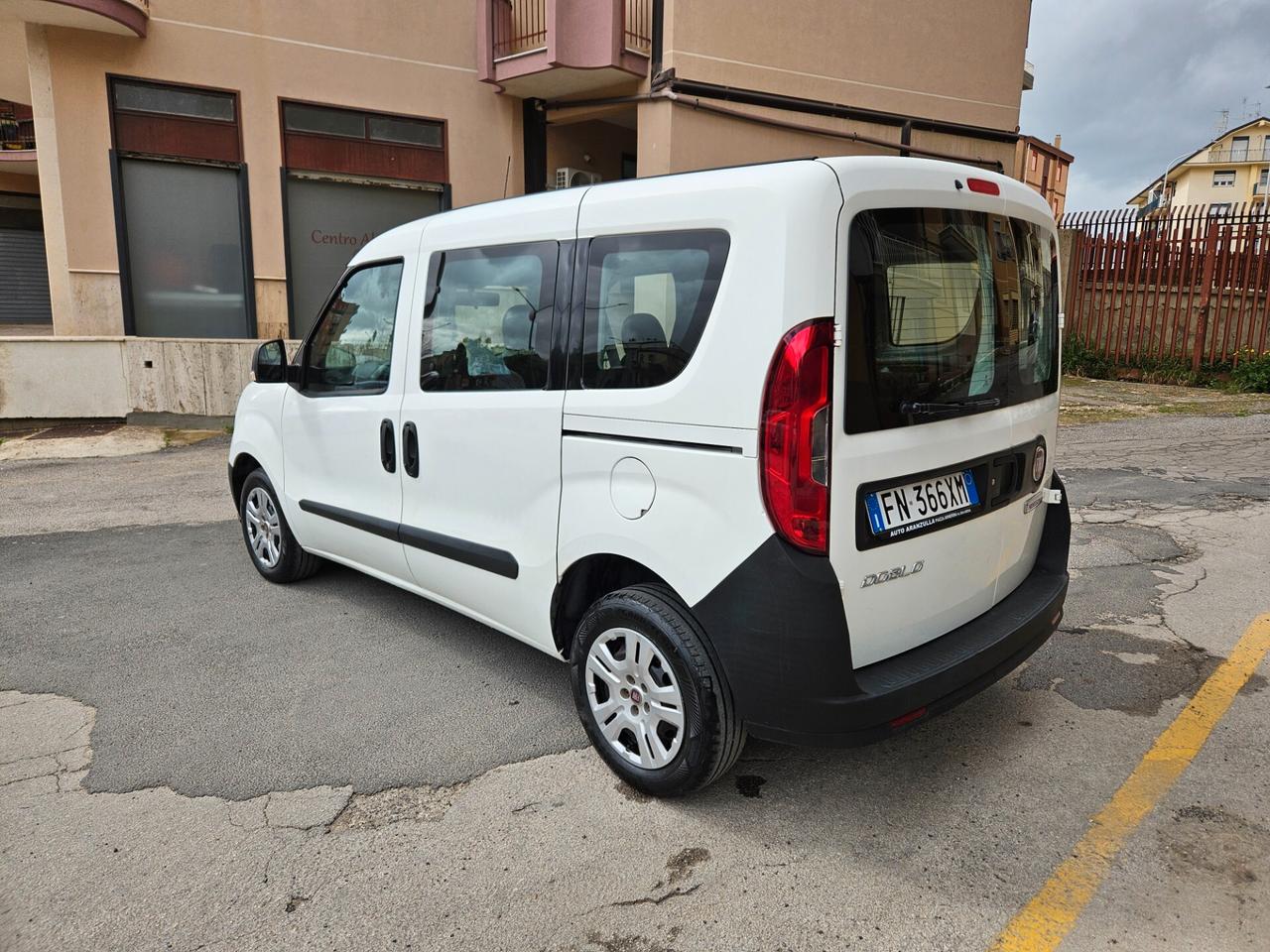 FIAT DOBLO' 1300 MJT 95 CV 5 POSTI IVA COMPRESA
