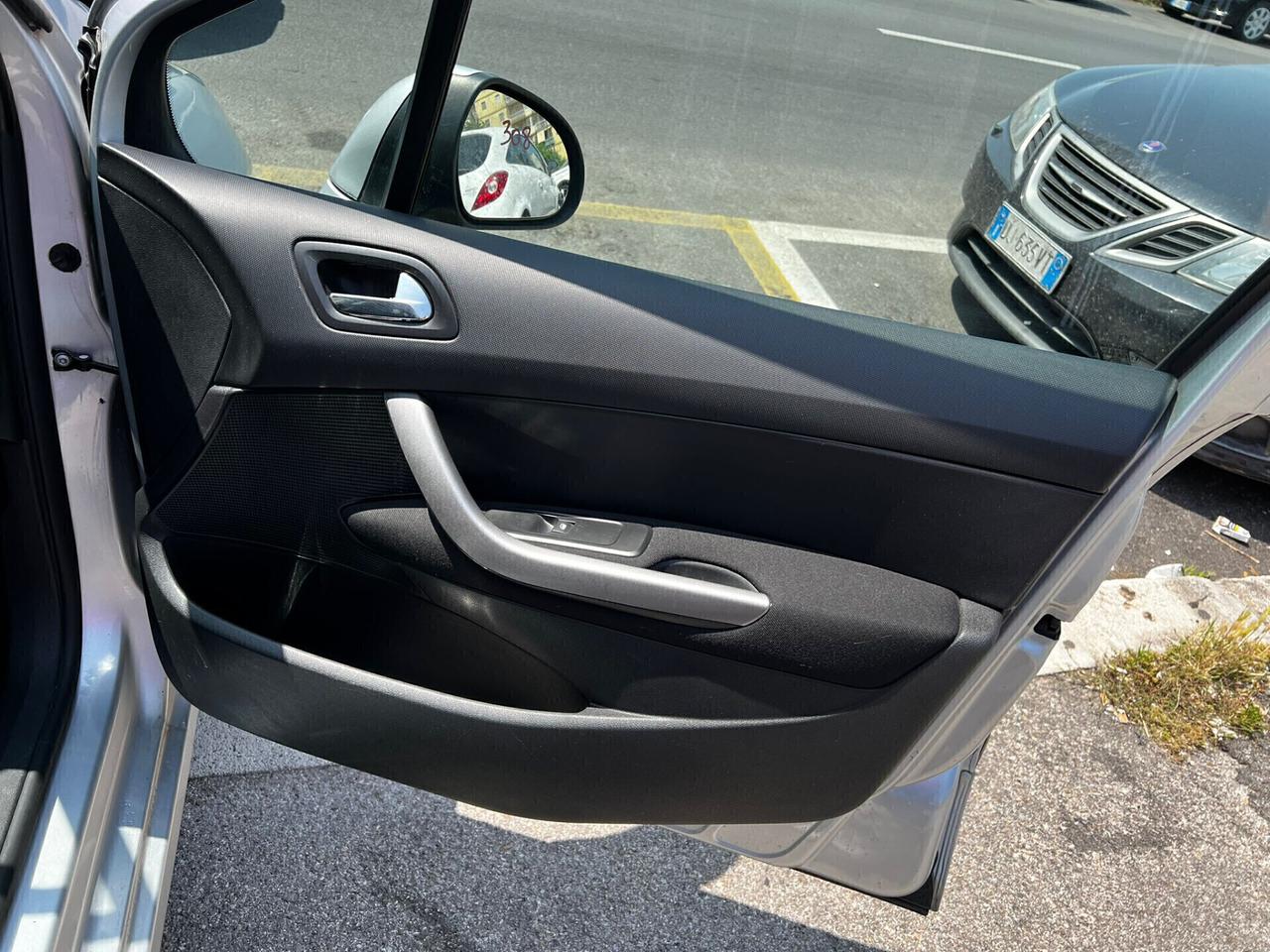 Peugeot 308 1.6 8V e-HDi 112CV Stop&Start SW Sport