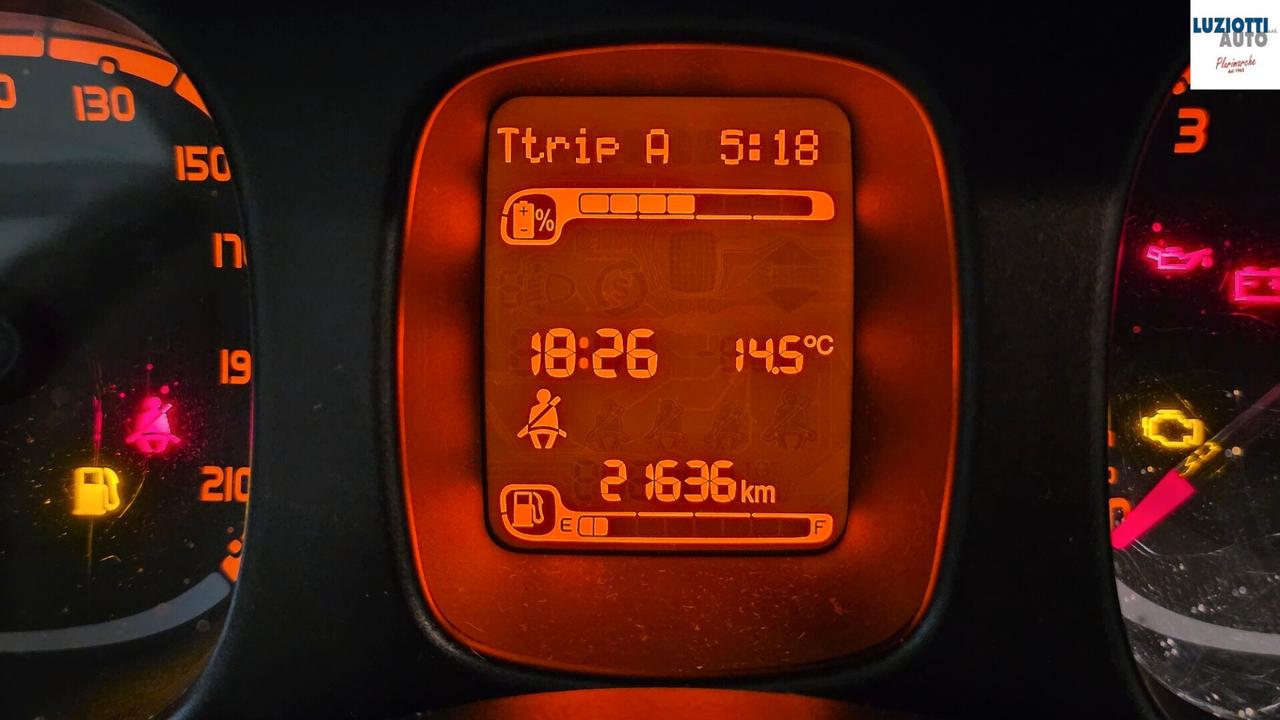 Fiat Panda CITY CROSS 1.0 HYBRID