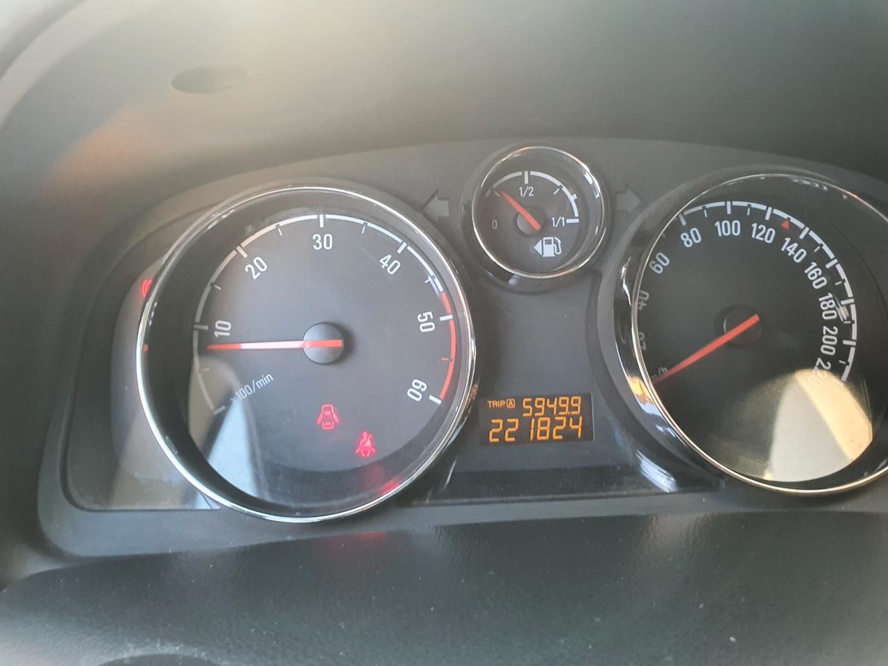 Opel Antara 2.2 CDTI 163CV 4x2 Cosmo