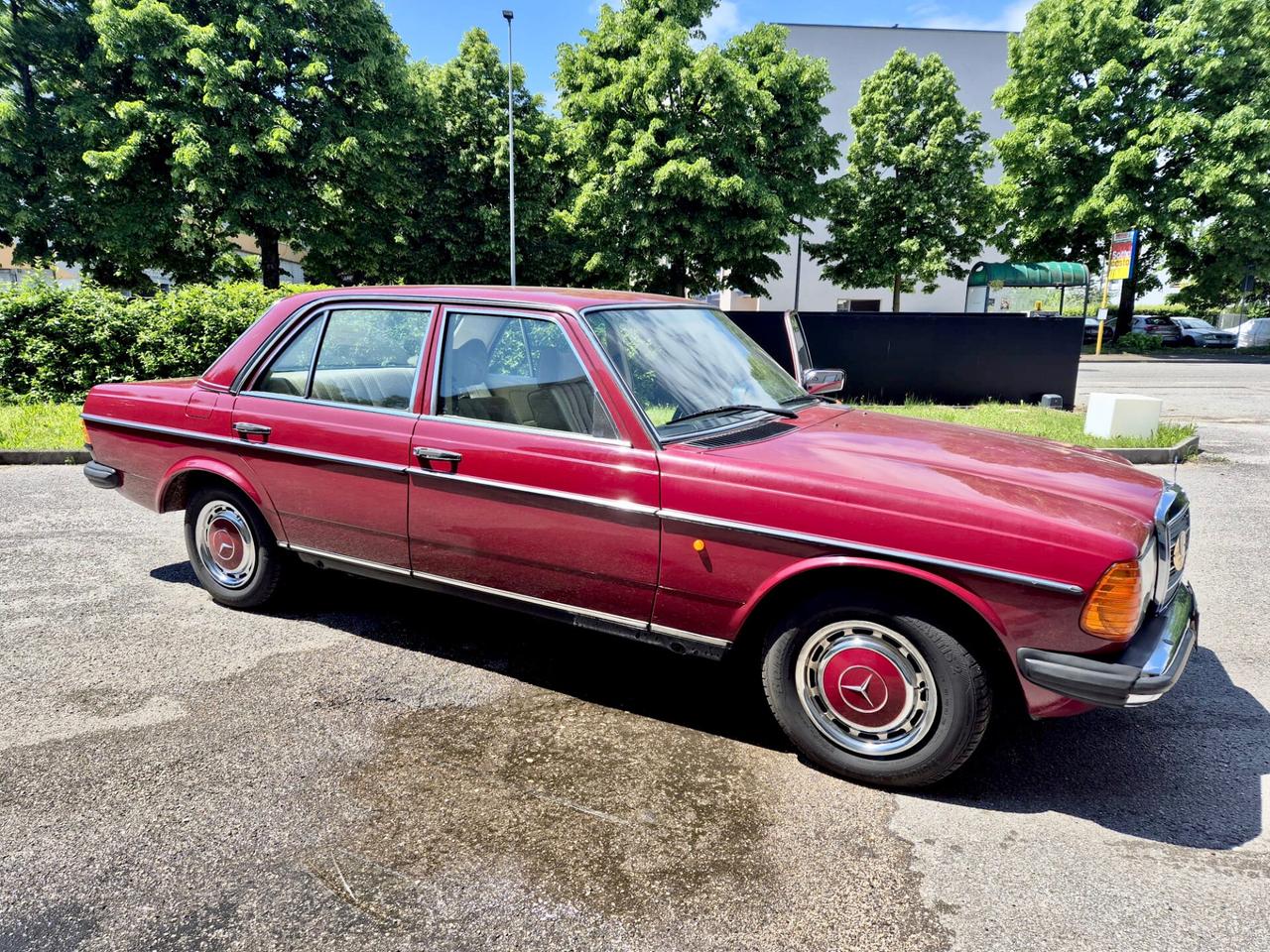 Mercedes-benz 200 AUTOMATIC