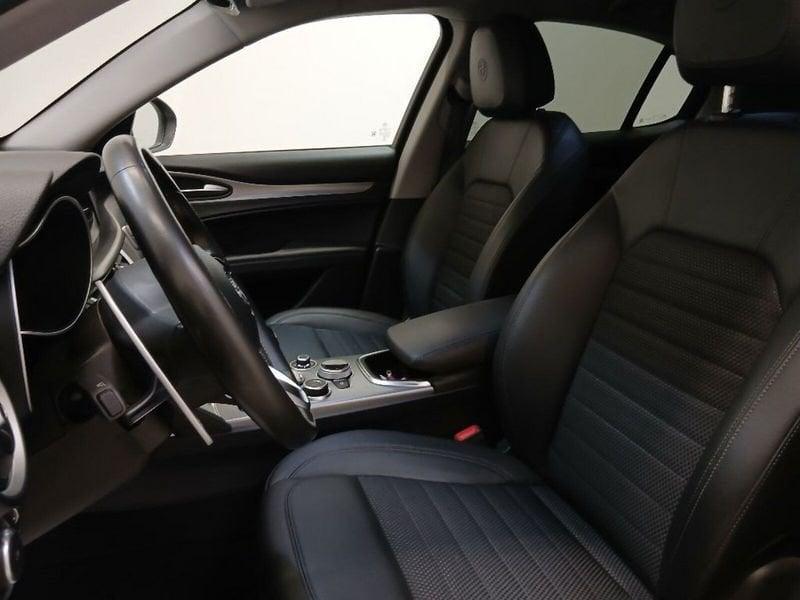 Alfa Romeo Stelvio 2.2 t Sprint Q4 190cv auto