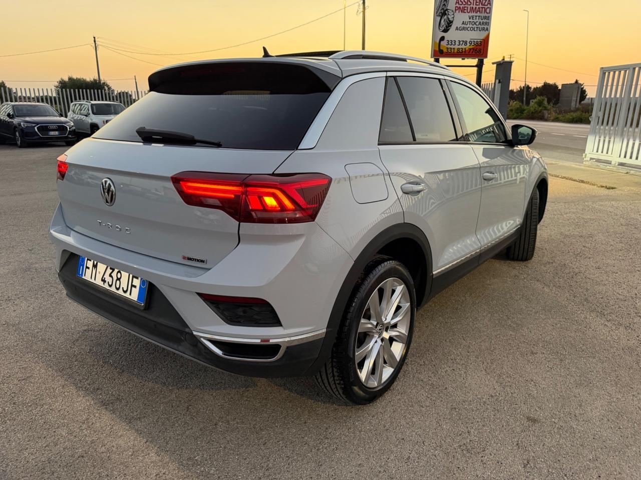 VOLKSWAGEN T-ROC 2.0 TDI 150 DSG 4MOTION TETTO