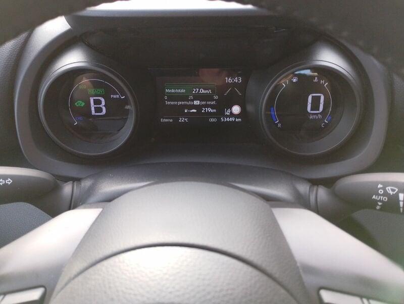 Toyota Yaris IV 2020 1.5h Trend