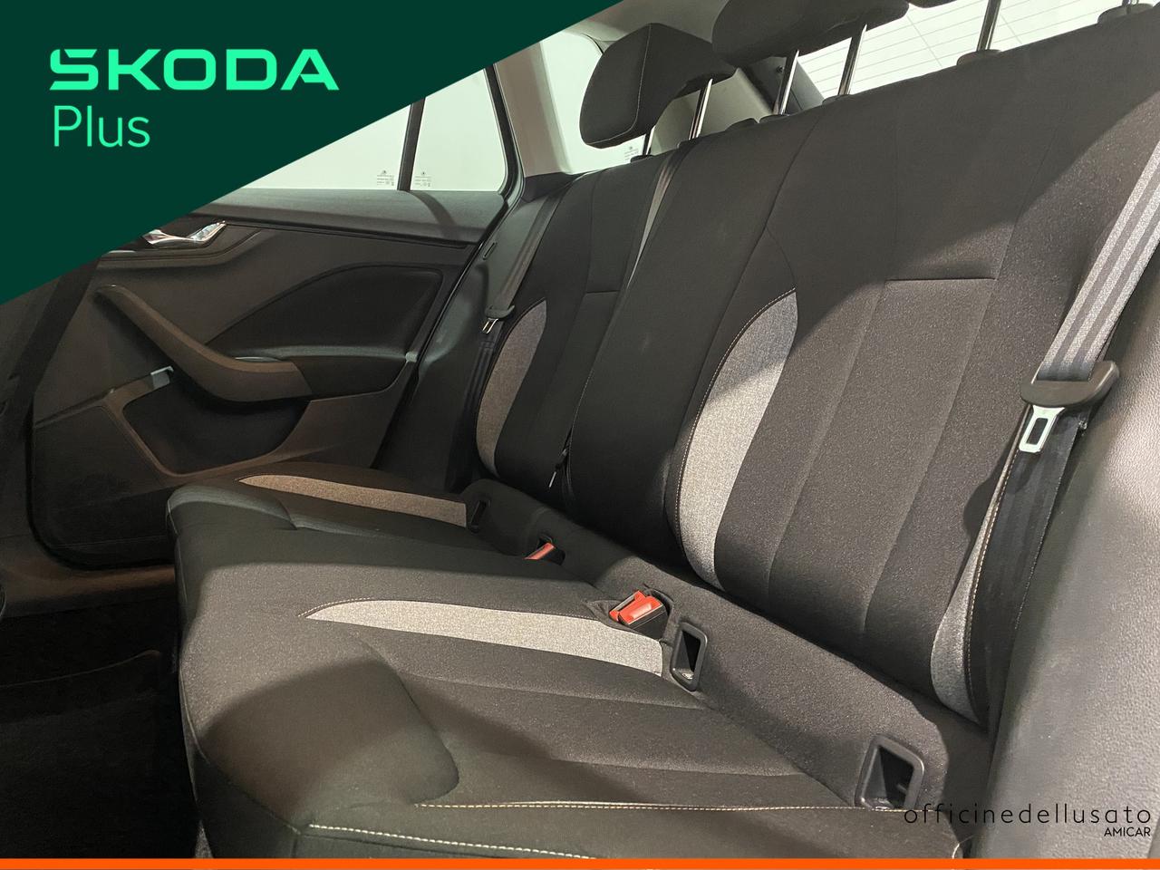 Skoda Kamiq 1.0 tsi 95cv black dots